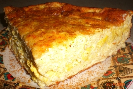 Фото к рецепту: Пирог "яичный" с творожным сыром