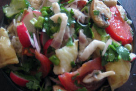 Фото к рецепту: Кубанский салат "от степаныча".