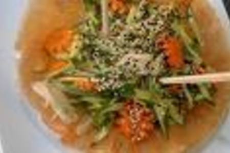Фото к рецепту: Куриный салат по китайски