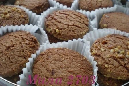 Фото к рецепту: Печенье с молочным шоколадом