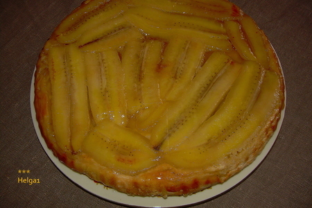 Фото к рецепту: Карамельно-банановый пирог