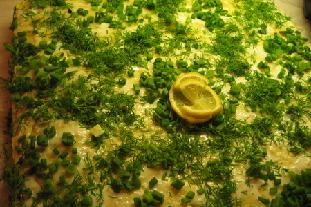 Фото к рецепту: Слоеный соленый торт с тунцом