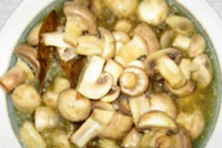 Фото к рецепту: Закуска из грибов