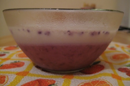Фото к рецепту: Молочно-творожно-ягодный десерт
