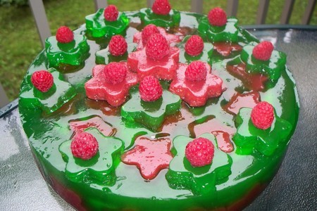 Фото к рецепту: Фруктово желейный торт " летний звездопад"