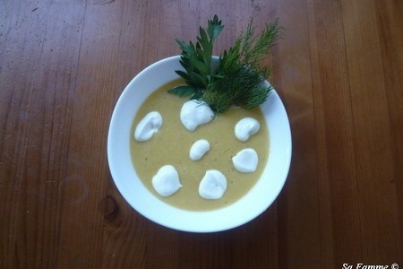 Фото к рецепту: Суп-пюре с цветной капустой