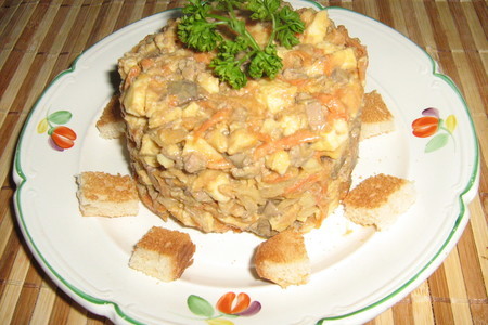 Фото к рецепту: Салат из куриной печени"очень сытный"