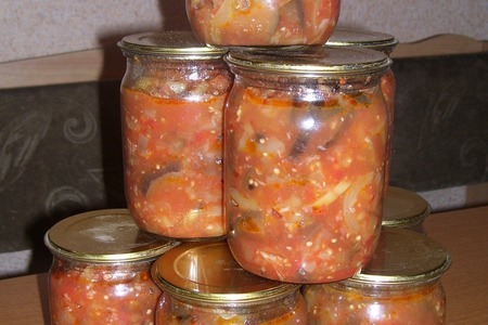 Фото к рецепту: Баклажаны в томатном соусе