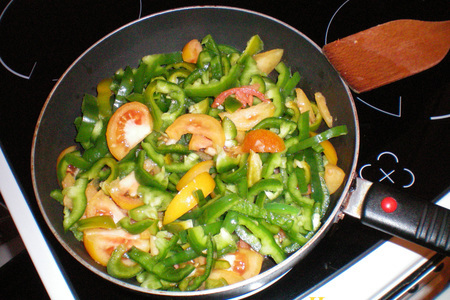 Фото к рецепту: Горячий салат или овощной гарнир к мясу
