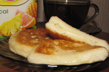 Фото к рецепту: Воскресный завтрак: биточки с моцареллой.