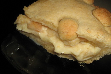 Фото к рецепту: Баскский пирог с яблоками