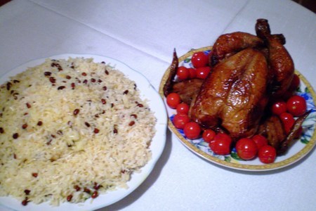 Фото к рецепту: Лобялы аш  и курица лявянги в позе лотоса