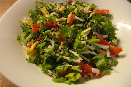 Фото к рецепту: Салат с рукколой и козьим сыром