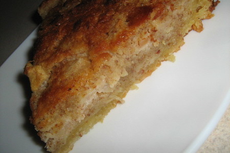 Фото к рецепту: Яблочный пирог с миндальным кремом