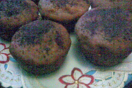 Фото к рецепту: Ржаные булочки с курагой и черносливом (постные)