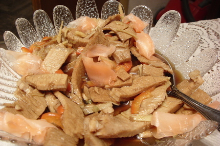 Фото к рецепту: Свинина запеченая и маринованная
