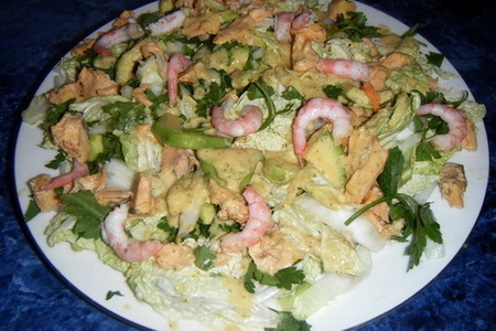 Фото к рецепту: Легкий рыбный салат