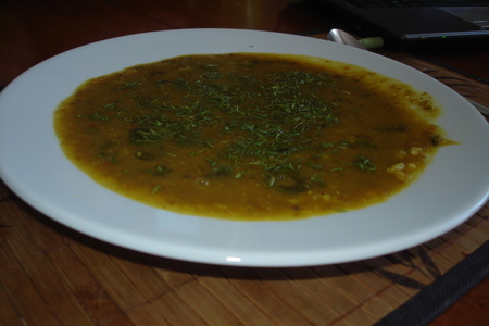 Фото к рецепту: Пряный непальский чечевичный суп