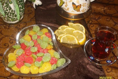 Фото к рецепту: Разноцветные конфетки