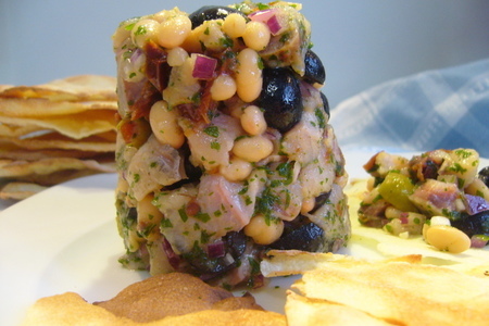 Фото к рецепту: Селедочный салат из сардинии