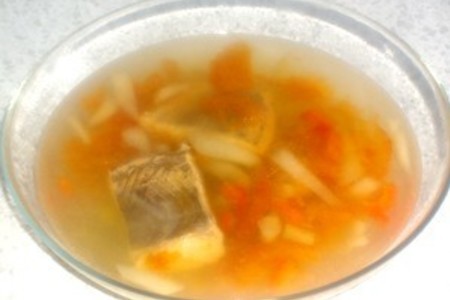 Фото к рецепту: Суп с овощами из горбуши