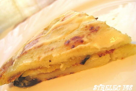 Фото к рецепту: Картофельный постный пирог с баклажанами.
