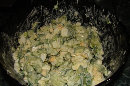 Фото к рецепту: Салат "зеленый"