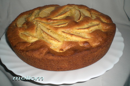 Фото к рецепту: Яблочно-апельсиновый пирог