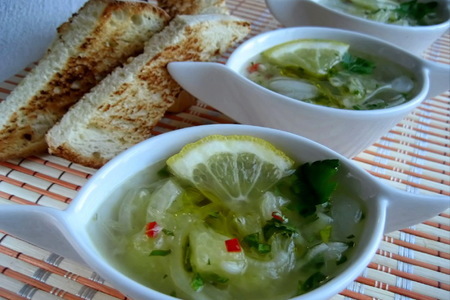 Фото к рецепту: Сицилийский холодный лимонный суп