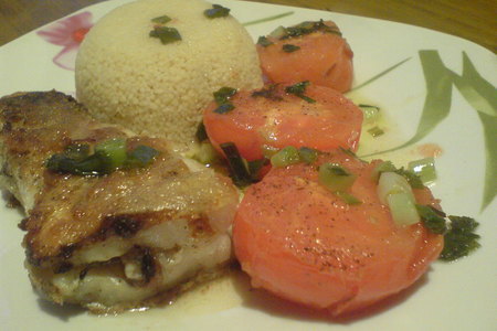 Фото к рецепту: Рыба с ванильными томатами