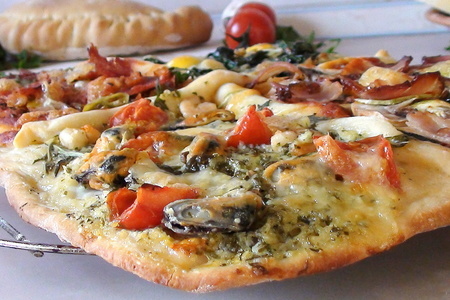 Фото к рецепту: Пицца «четыре вкуса» pizza quattro gusti.