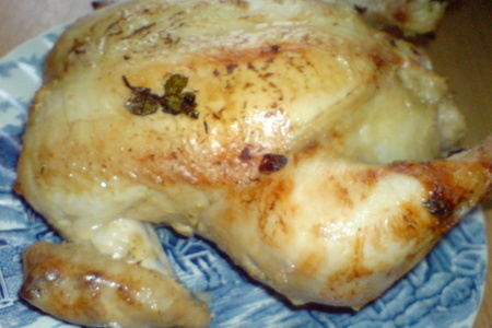 Фото к рецепту: Цыплёнок по-домашнему,с маринованными грибами и сметаной