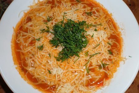 Фото к рецепту: Томатный крем-суп с макаронами