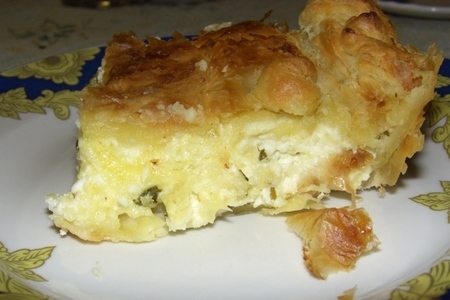 Фото к рецепту: Сырный пирог (по мотивам хачапури)