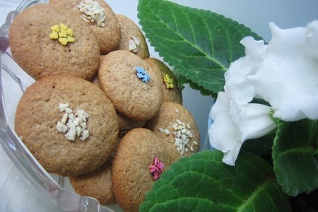 Фото к рецепту: Печенье ореховое