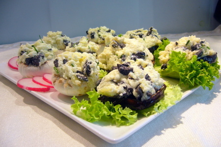 Фото к рецепту: Овощные канапе с картофельно-оливковым кремом