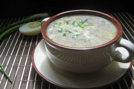 Фото к рецепту: Брюссельский суп из шампиньонов