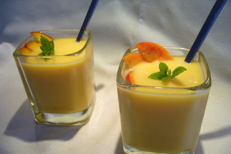 Холодный персиковый десертный суп