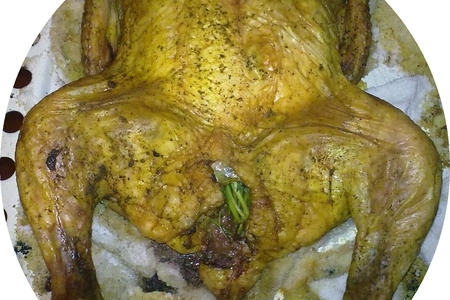 Фото к рецепту: Курица запеченая на соли