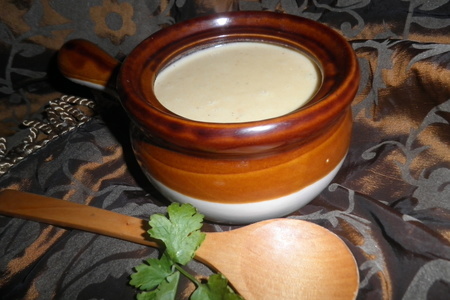 Фото к рецепту: Чесночный сырно-овощной суп-пюре
