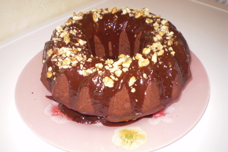 Фото к рецепту: Шоколадно-ореховый кекс