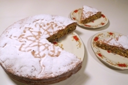Фото к рецепту: Бисквитный пирог «восточный» - для праздника на каждый день