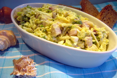 Фото к рецепту: Селедочный салат „бриз“