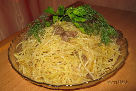 Фото к рецепту: Салат "сырая картошка" по-корейски (как я его делаю)