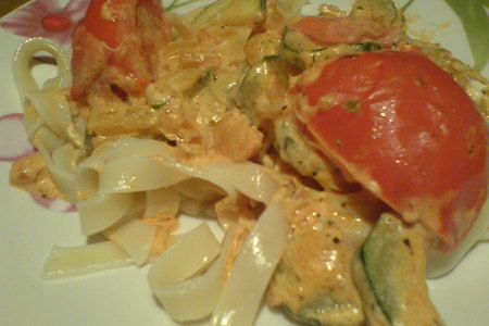 Фото к рецепту: Тальятелле с овощным соусом