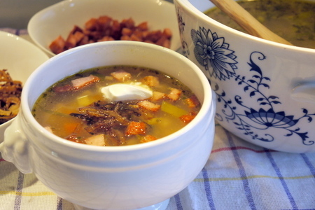Фото к рецепту: Старинный баварский картофельный суп