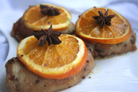 Фото к рецепту: Пряная курица с апельсинами