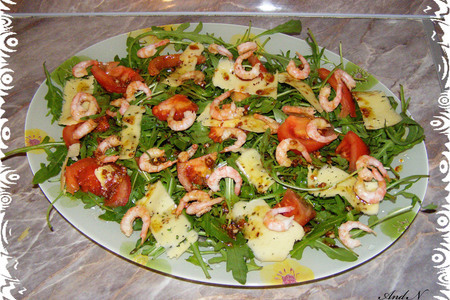 Фото к рецепту: Салат с рукколой и креветками