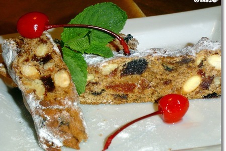 Фото к рецепту: Тосканский пирог - "панфорте"