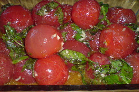 Фото к рецепту: "голые" помидорки-черри